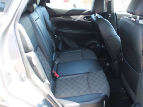 Used 2020 Nissan Rogue Sport SV w/ Technology Package AWD/4WD image 20