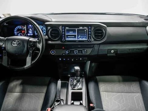 Certified 2020 Toyota Tacoma TRD Sport w/ Technology Package image 12