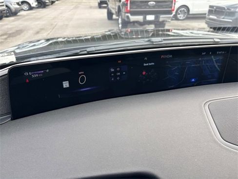 New 2025 Lincoln Navigator L Reserve w/ Jet Appearance Package image 32