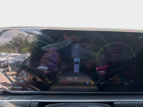 New 2026 Mercedes-Benz GLE 580 4MATIC image 26