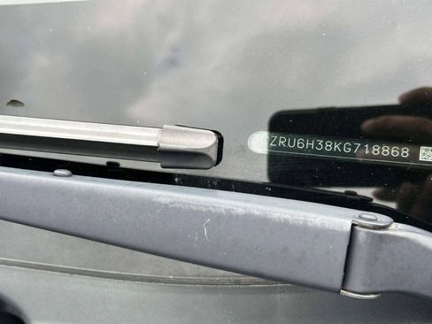 Used 2019 Honda HR-V LX image 36