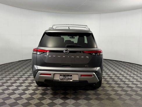 Used 2023 Nissan Pathfinder SL FWD image 7