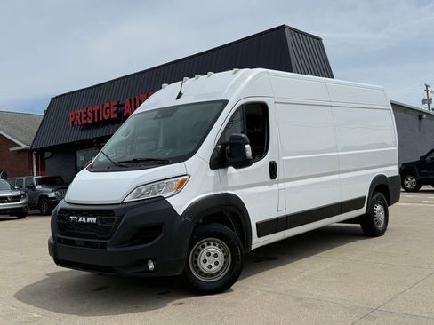 Used 2024 RAM ProMaster 2500 w/ Safety Group FWD image 23