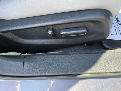 Used 2020 Honda Accord Touring image 18