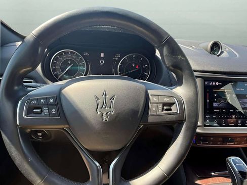 Certified 2023 Maserati Levante GT image 58