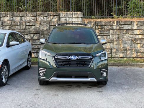 Used 2024 Subaru Forester Touring w/ POP Package 3 AWD/4WD image 2