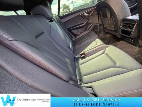 Used 2021 Audi Q8 Premium Plus AWD/4WD image 22