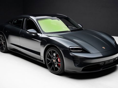 Used 2023 Porsche Taycan GTS image 37