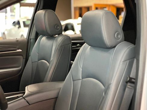 Used 2022 Buick Enclave Essence w/ Experience Buick Package image 24