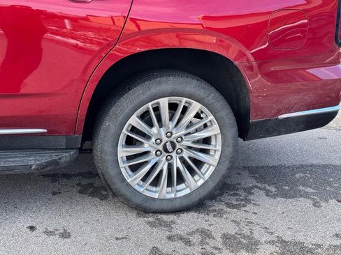 Used 2025 Cadillac Escalade Premium Luxury w/ LPO, Floor Liner Package image 9