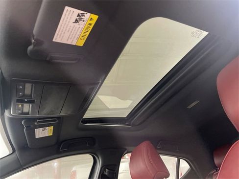 Used 2021 MAZDA MAZDA3 Hatchback w/Premium Plus Pkg image 22