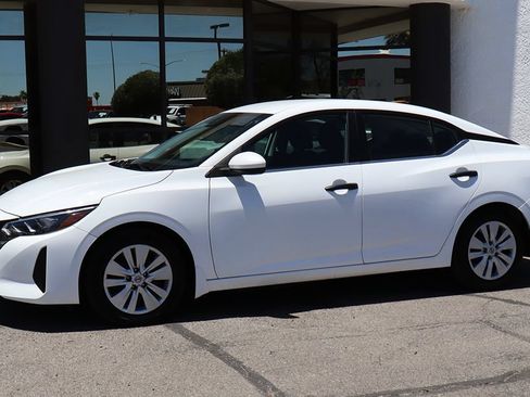 Used 2024 Nissan Sentra S FWD image 7