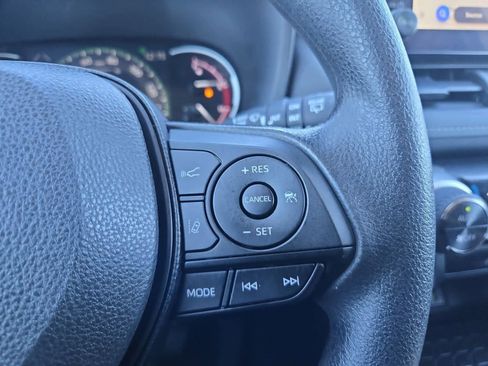 Used 2023 Toyota RAV4 XLE image 25