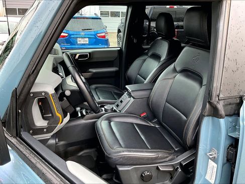 Used 2021 Ford Bronco Badlands image 7