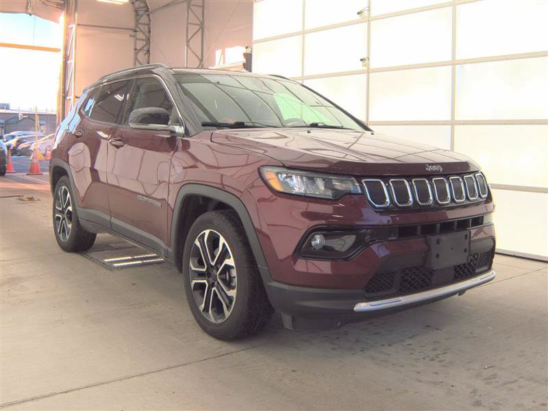 Used 2022 Jeep Compass Limited AWD/4WD image 3