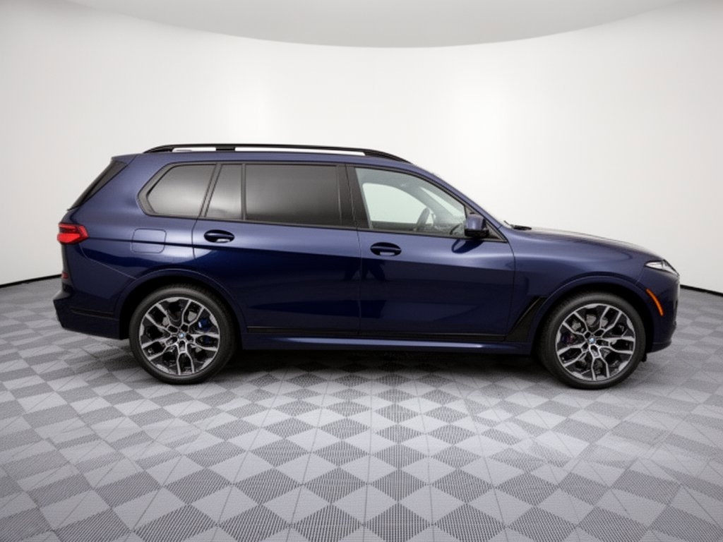 Used 2027 BMW X7 xDrive40i w/ M Sport Package AWD/4WD image 8