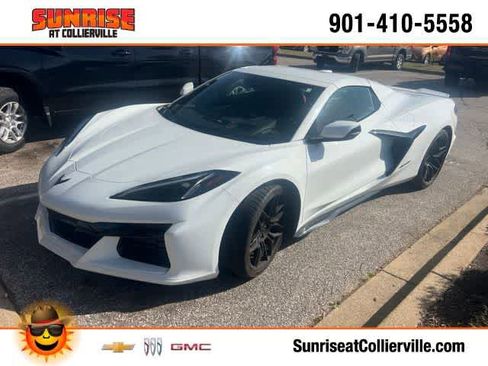 Used 2024 Chevrolet Corvette Z06 image 1