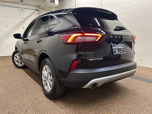 Used 2025 Ford Escape Active image 4