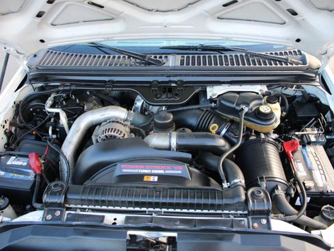 Used 2006 Ford F350 XL image 28
