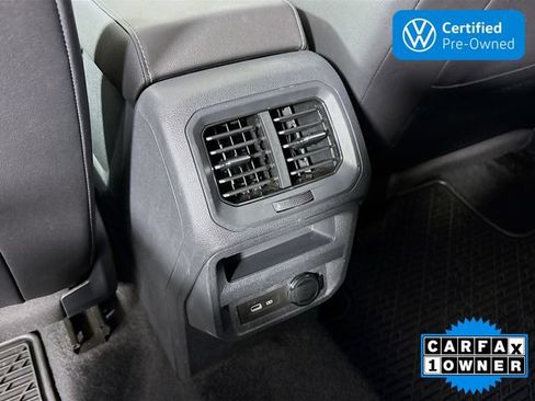 Used 2023 Volkswagen Tiguan SE w/ Panoramic Sunroof Package AWD/4WD image 25