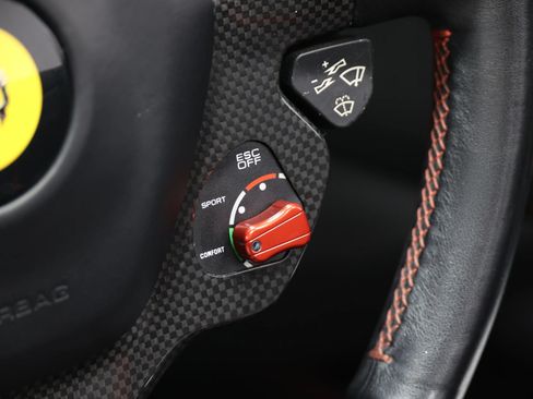 Used 2017 Ferrari California T RWD image 29