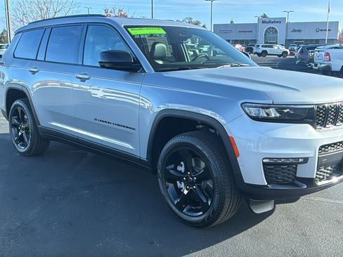 New 2025 Jeep Grand Cherokee L Limited w/ Luxury Tech Group II image 1