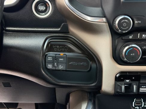 Used 2022 RAM 2500 Laramie AWD/4WD image 17