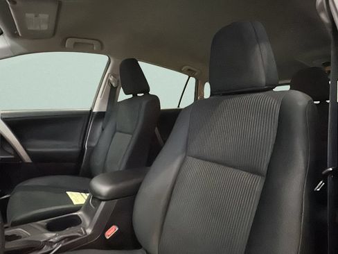Used 2017 Toyota RAV4 LE w/ All Weather Liner Package AWD/4WD image 9