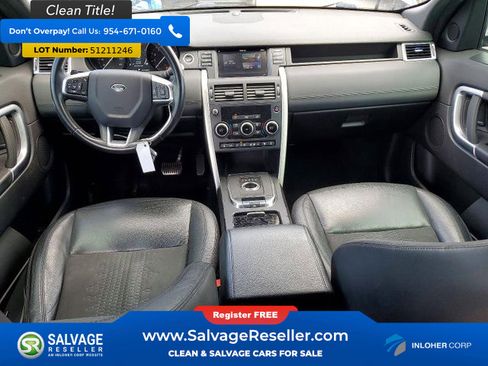 Used 2019 Land Rover Discovery Sport SE AWD/4WD image 11
