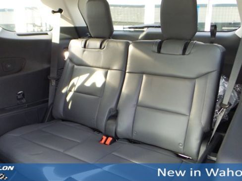 New 2025 Ford Explorer Active w/ Active Comfort Package image 40