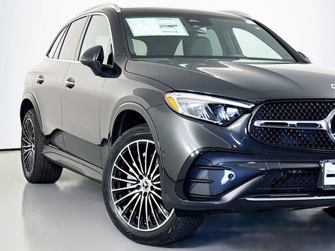 New 2026 Mercedes-Benz GLC 300 image 13