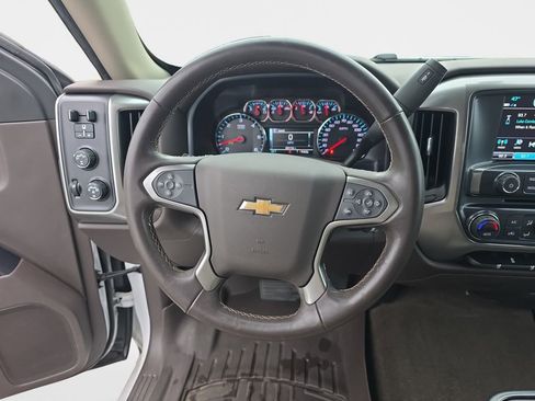 Used 2018 Chevrolet Silverado 1500 LT w/ All Star Edition AWD/4WD image 11