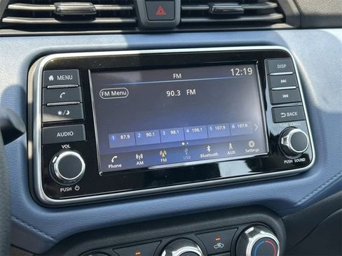 New 2025 Nissan Versa SV w/ Trunk Package FWD image 22
