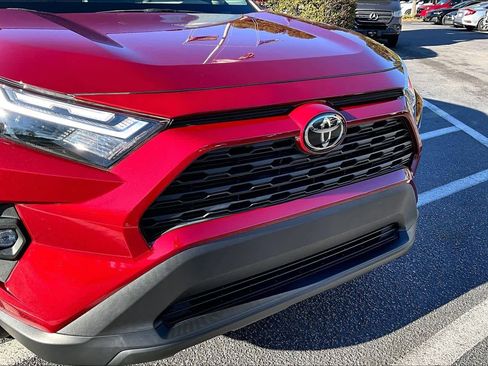 Used 2022 Toyota RAV4 XLE Premium image 29