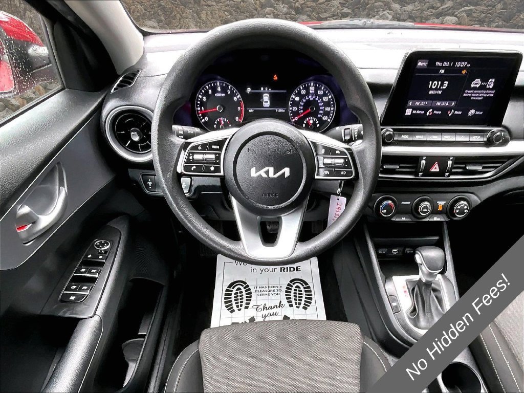 Used 2022 Kia Forte LXS FWD image 5