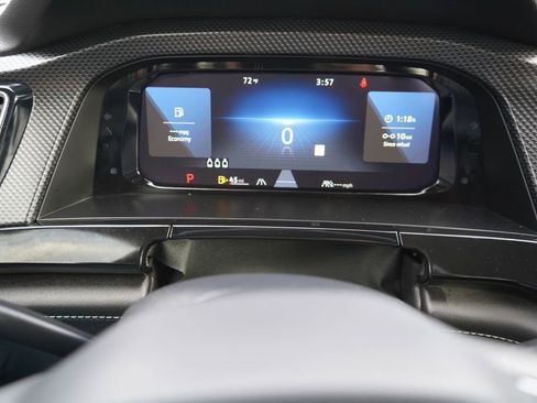 Used 2025 Volkswagen Atlas Cross Sport SEL R-Line image 34