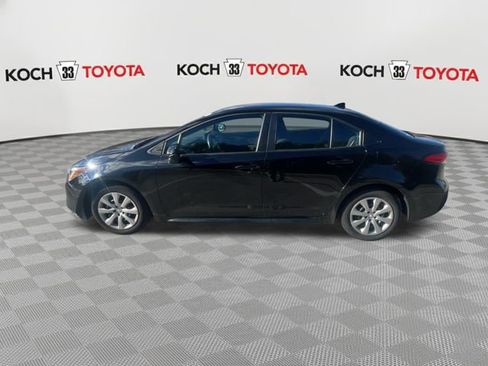 Used 2023 Toyota Corolla LE image 13