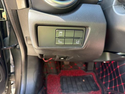 Used 2018 MAZDA MX-5 Miata Grand Touring RWD image 18