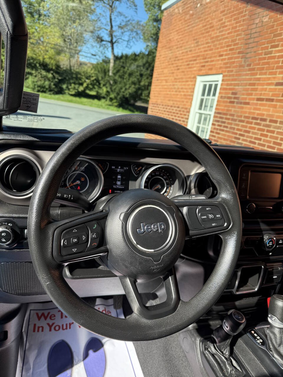Used 2021 Jeep Gladiator Sport AWD/4WD image 12