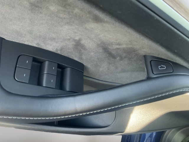 Used 2022 Tesla Model 3 Long Range AWD/4WD image 12