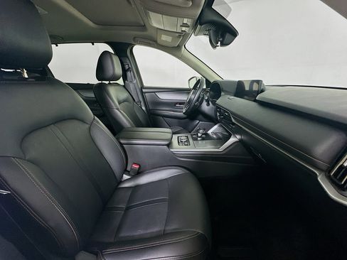 Used 2024 MAZDA CX-90 3.3 Turbo w/ Preferred Plus image 33