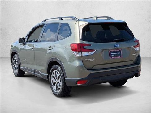 Used 2019 Subaru Forester Premium image 7