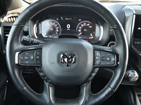 Used 2025 RAM 1500 Limited image 20