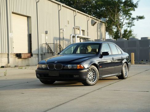Used 1999 BMW 540i Sedan image 54