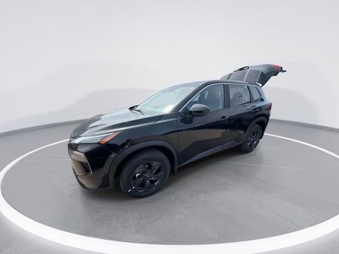 New 2026 Nissan Rogue SV AWD/4WD image 4