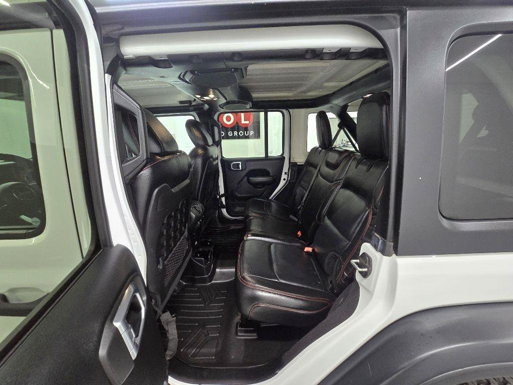 Used 2020 Jeep Wrangler Unlimited Rubicon w/ LED Lighting Group AWD/4WD image 14