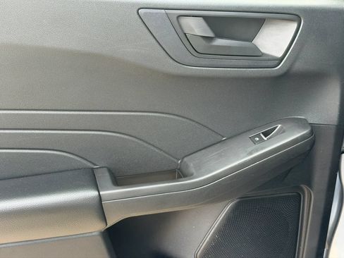 Used 2022 Ford Escape S FWD image 17