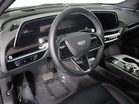 Used 2024 Cadillac Lyriq Tech RWD image 26