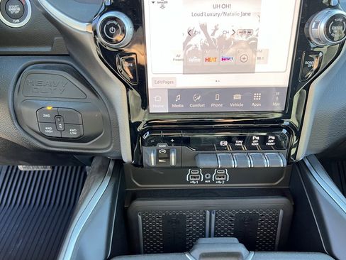 New 2025 RAM 3500 Big Horn image 21