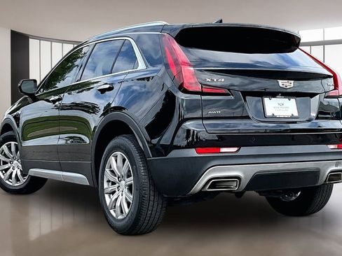 Used 2021 Cadillac XT4 Premium Luxury AWD/4WD image 12